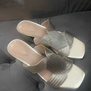 Bandolino gold sandals